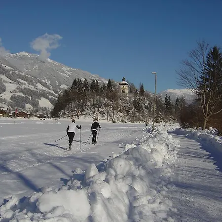 Gaestehaus Emberger * Mayrhofen
